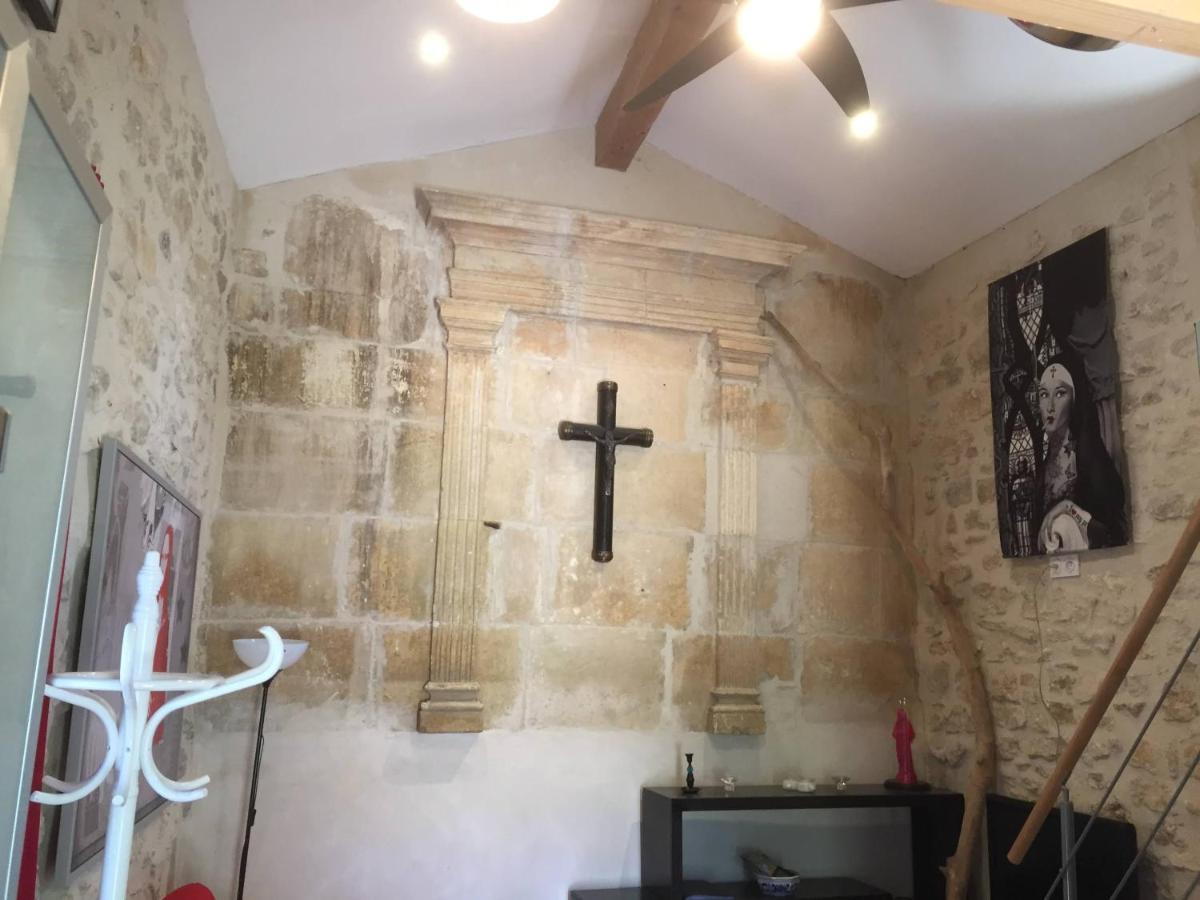 Mas De La Chapelle Sainte-Elisabeth Villa Tarascon Bagian luar foto