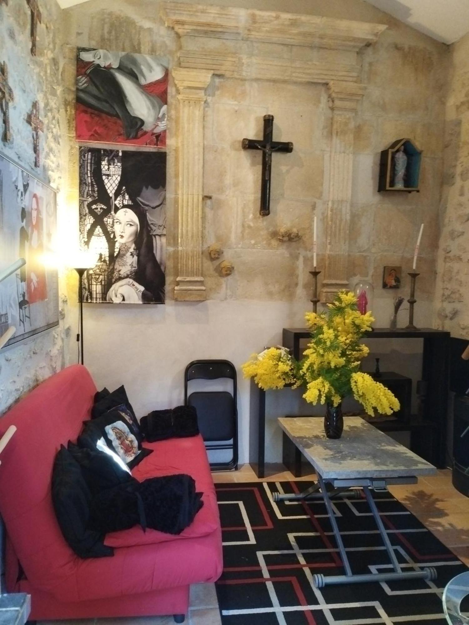Mas De La Chapelle Sainte-Elisabeth Villa Tarascon Bagian luar foto