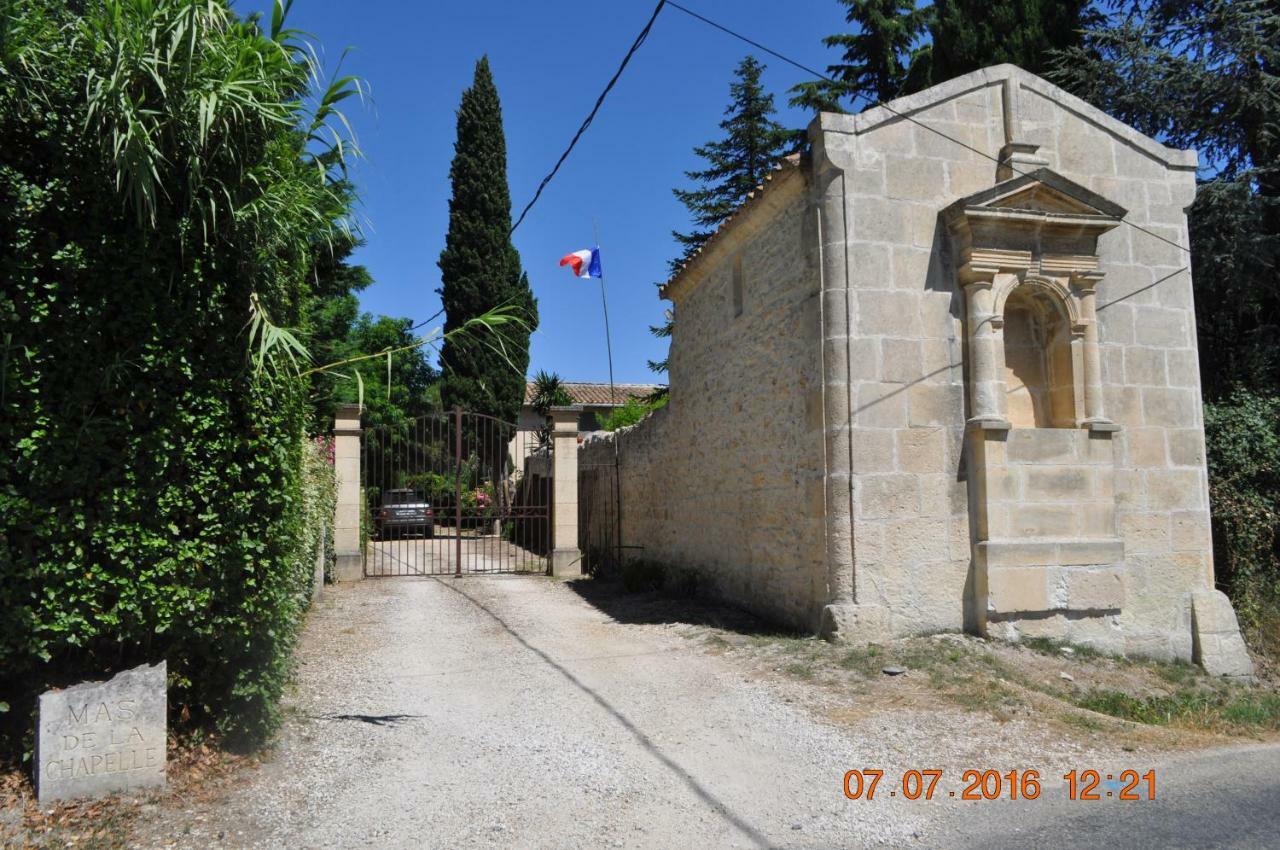Mas De La Chapelle Sainte-Elisabeth Villa Tarascon Bagian luar foto